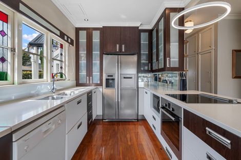 Photo of property in 15 Williams Street, Tauranga, 3110