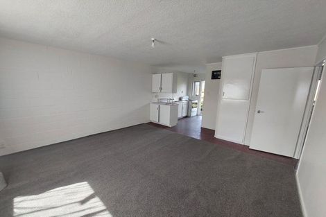 Photo of property in 5/90 Kenderdine Road, Papatoetoe, Auckland, 2025