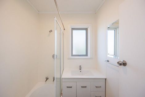 Photo of property in 39 Kingston Street, Awapuni, Palmerston North, 4412