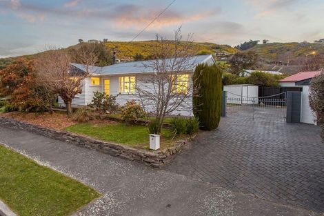Photo of property in 4 Lucienne Place, Hillsborough, Christchurch, 8022