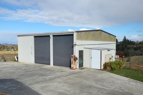 Photo of property in 1 Watts Street, Waipawa, 4210