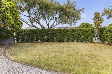 Photo of property in 1 Kotuku Street, Te Atatu Peninsula, Auckland, 0610