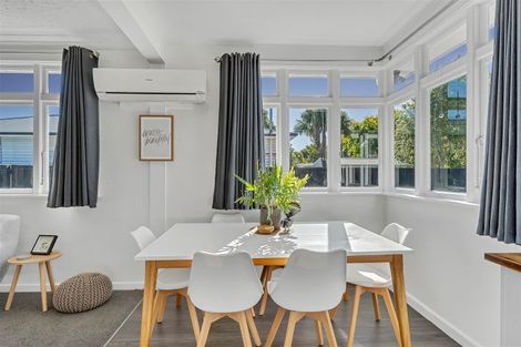 Photo of property in 71 Shirley Road, Shirley, Christchurch, 8013