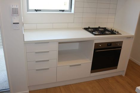 Photo of property in 8 Kawe Marie Lane, Takanini, 2112