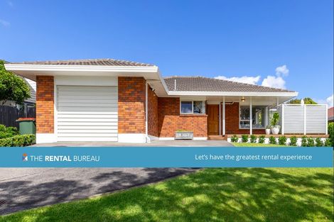 Photo of property in 1a Compass Place, Te Atatu Peninsula, Auckland, 0610