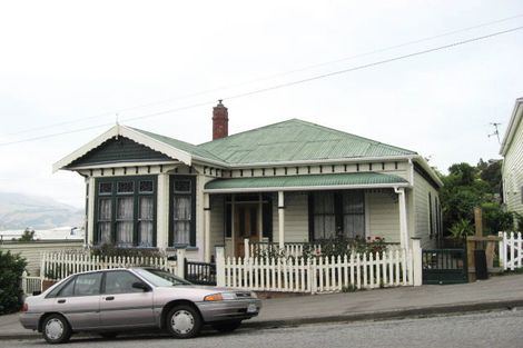 Photo of property in 5a Voelas Road, Lyttelton, 8082