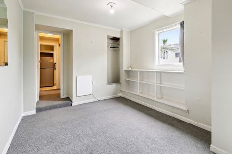 Photo of property in 18 Putnam Street, Northland, Wellington, 6012