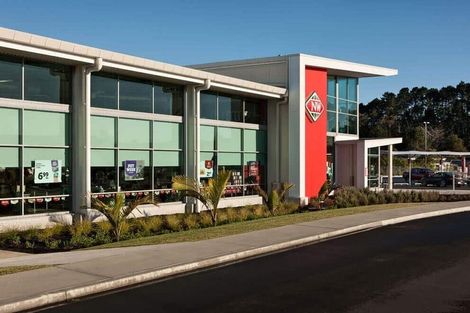 Photo of property in 20 Honowai Street, Kumeu, 0810