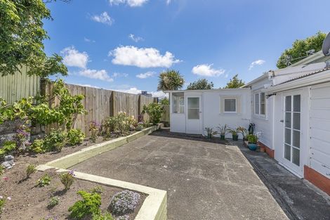 Photo of property in 240 Adelaide Road, Newtown, Wellington, 6021