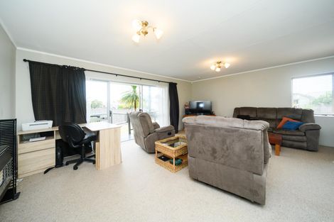 Photo of property in 35 Fitzroy Street, Terrace End, Palmerston North, 4410