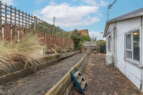 Photo of property in 6 Drake Street, New Brighton, Christchurch, 8061
