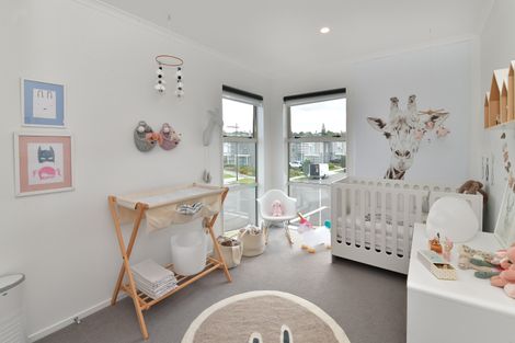 Photo of property in 2 Couldrey Crescent, Red Beach, 0932