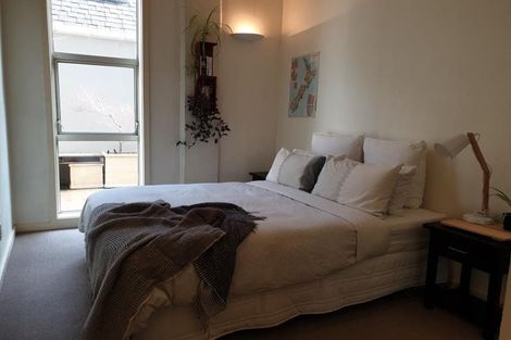 Photo of property in 37u2 Majoribanks Street, Mount Victoria, Wellington, 6011
