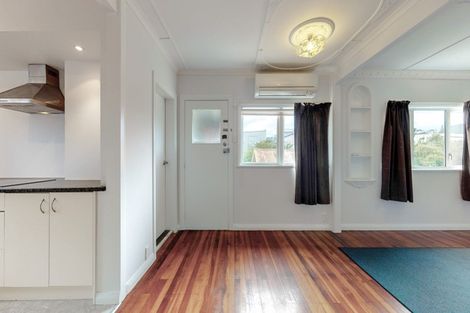 Photo of property in 55 Main Road, Titahi Bay, Porirua, 5022