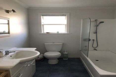 Photo of property in 31 Pleasant Road, Glen Eden, Auckland, 0602