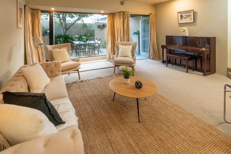 Photo of property in Highwic, 32u3 Hobson Street, Thorndon, Wellington, 6011