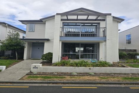 Photo of property in 4 Mcginty Street, Takanini, 2112