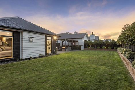 Photo of property in 12 Goldie Drive, Rangiora, 7400
