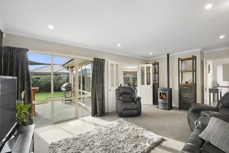 Photo of property in 25 Rochester Crescent, Rolleston, 7614