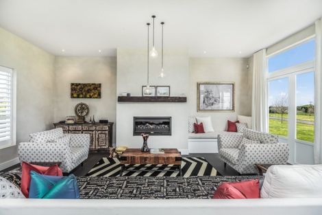 Photo of property in 49 Whatapaka Road, Karaka, Papakura, 2580