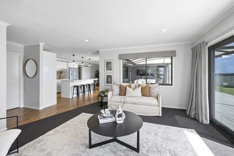 Photo of property in 3c Honeyfield Drive, Whalers Gate, New Plymouth, 4310