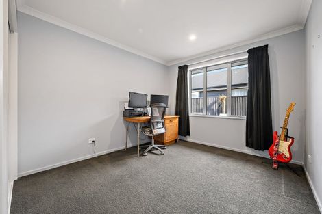 Photo of property in 4 Franklin Drive, Rangiora, 7400