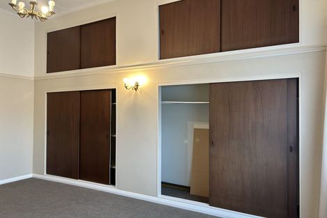 Photo of property in 36 The Parade, Island Bay, Wellington, 6023