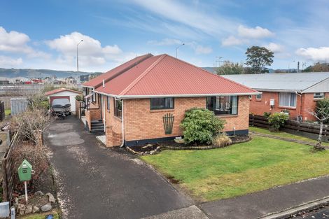 Photo of property in 47 Kinmont Crescent, Kinmont Park, Mosgiel, 9024