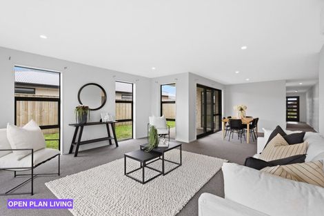 Photo of property in 184 Faringdon Boulevard, Rolleston, 7615