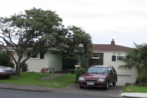 Photo of property in 118 Sandspit Road, Shelly Park, Auckland, 2014