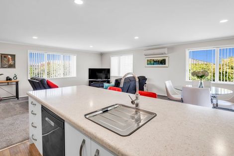 Photo of property in 11 Ngaio Street, Levin, 5510