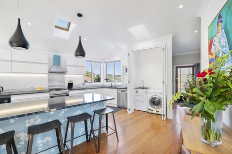 Photo of property in 91 Sunshine Avenue, Karori, Wellington, 6012