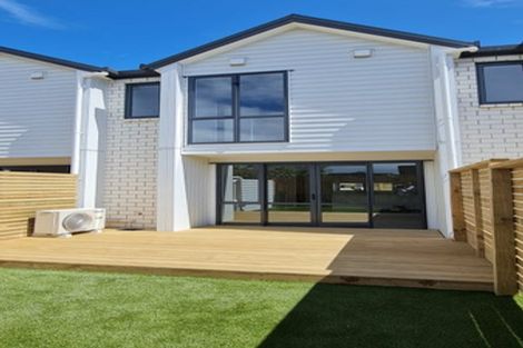 Photo of property in 2 Rimu Road, Mangere Bridge, Auckland, 2022