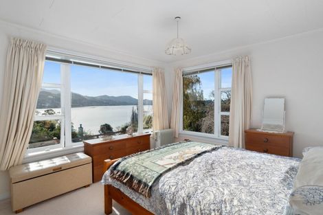 Photo of property in 9 Saint Ronans Road, Macandrew Bay, Dunedin, 9077