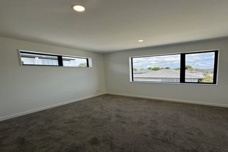 Photo of property in 30 Lisa Rise, Half Moon Bay, Auckland, 2012