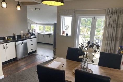 Photo of property in 14 Trelissick Crescent, Ngaio, Wellington, 6035