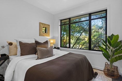 Photo of property in 202 Centaurus Road, Saint Martins, Christchurch, 8022