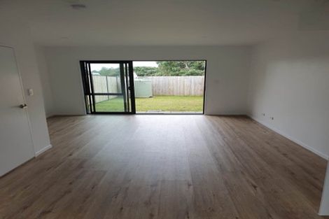 Photo of property in 7 Eileen Newey Place, Henderson, Auckland, 0612