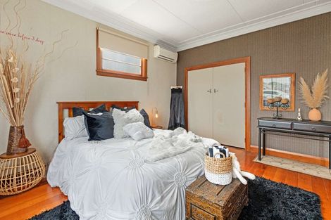 Photo of property in 16 Avon Street, Rongotea, 4476
