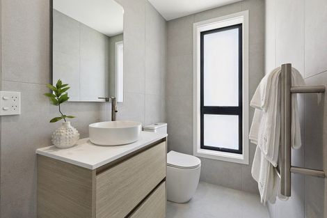 Photo of property in 131 Tiketike Way, Brooklyn, Wellington, 6021