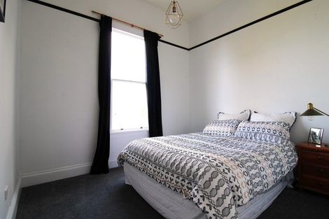 Photo of property in 22 Lawson Street, Roslyn, Dunedin, 9011