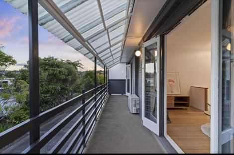 Photo of property in 1/420 Beach Road, Mairangi Bay, Auckland, 0630