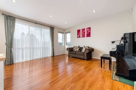 Photo of property in 10a Merchant Avenue, Te Atatu South, Auckland, 0610