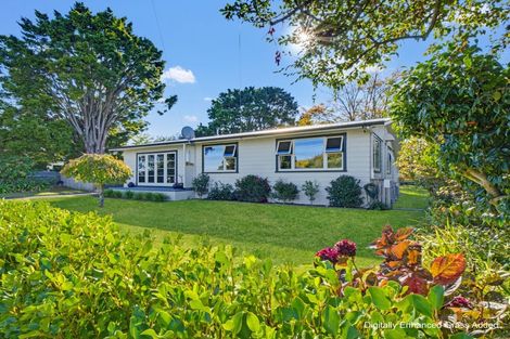 Photo of property in 43 Norfolk Crescent, Feilding, 4702