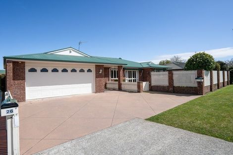 Photo of property in 26 Weld Street, Cambridge, 3434