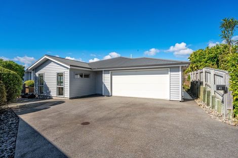 Photo of property in 41 John Burke Drive, Aotea, Porirua, 5024