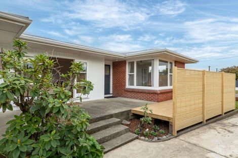 Photo of property in 24 Greendale Avenue, Avonhead, Christchurch, 8042