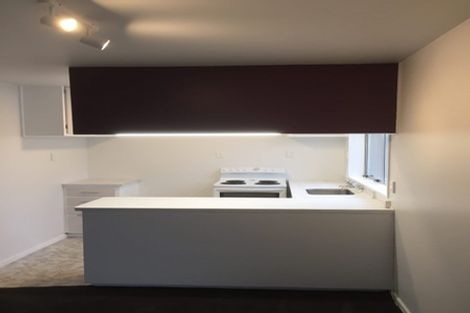 Photo of property in 218u2 Onepu Road, Lyall Bay, Wellington, 6022