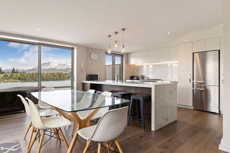 Photo of property in Rahiri Apartments, 8/23 Adelaide Street, Queenstown, 9300