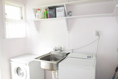 Photo of property in 5 Corkill Avenue, Wairoa, 4108